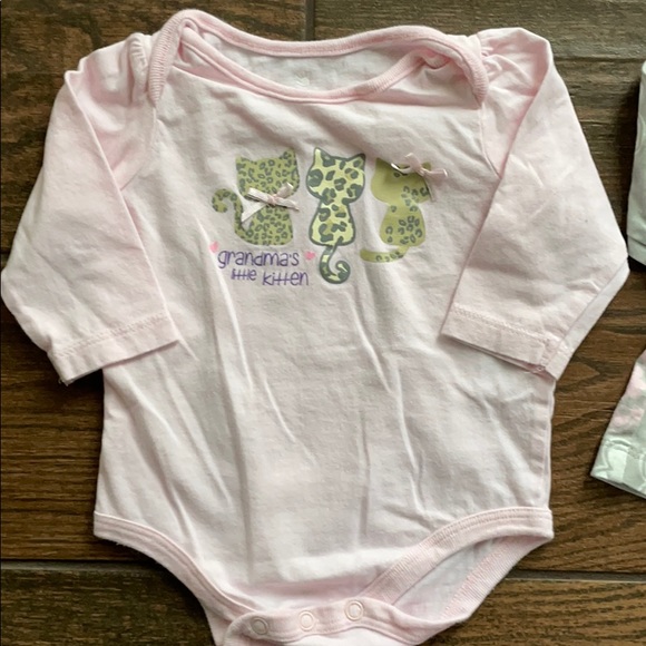 🎀Adorable girl 2 outfit bundle🎀 - Picture 3 of 13